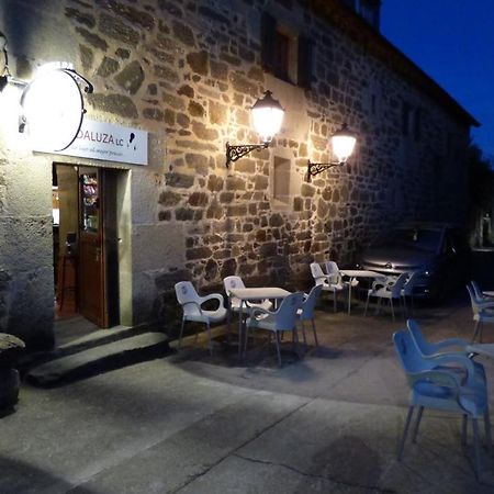 La Posada De Pedrazales Extérieur photo