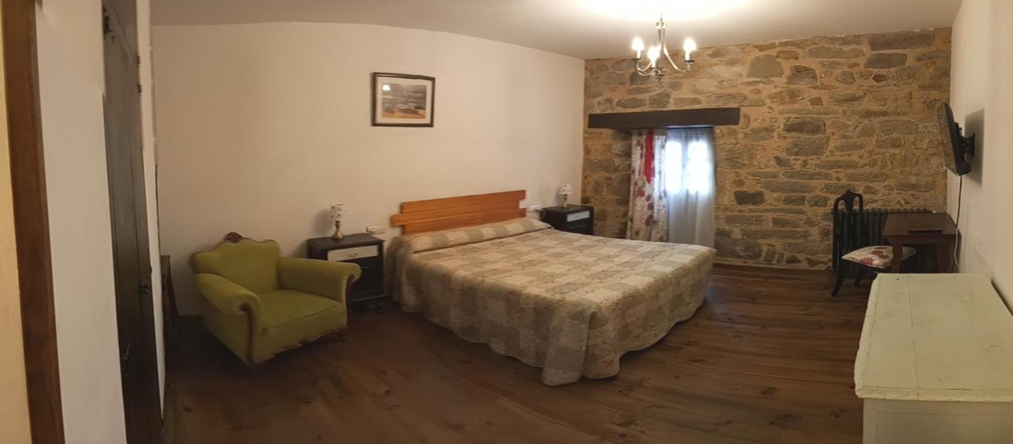 La Posada De Pedrazales Extérieur photo