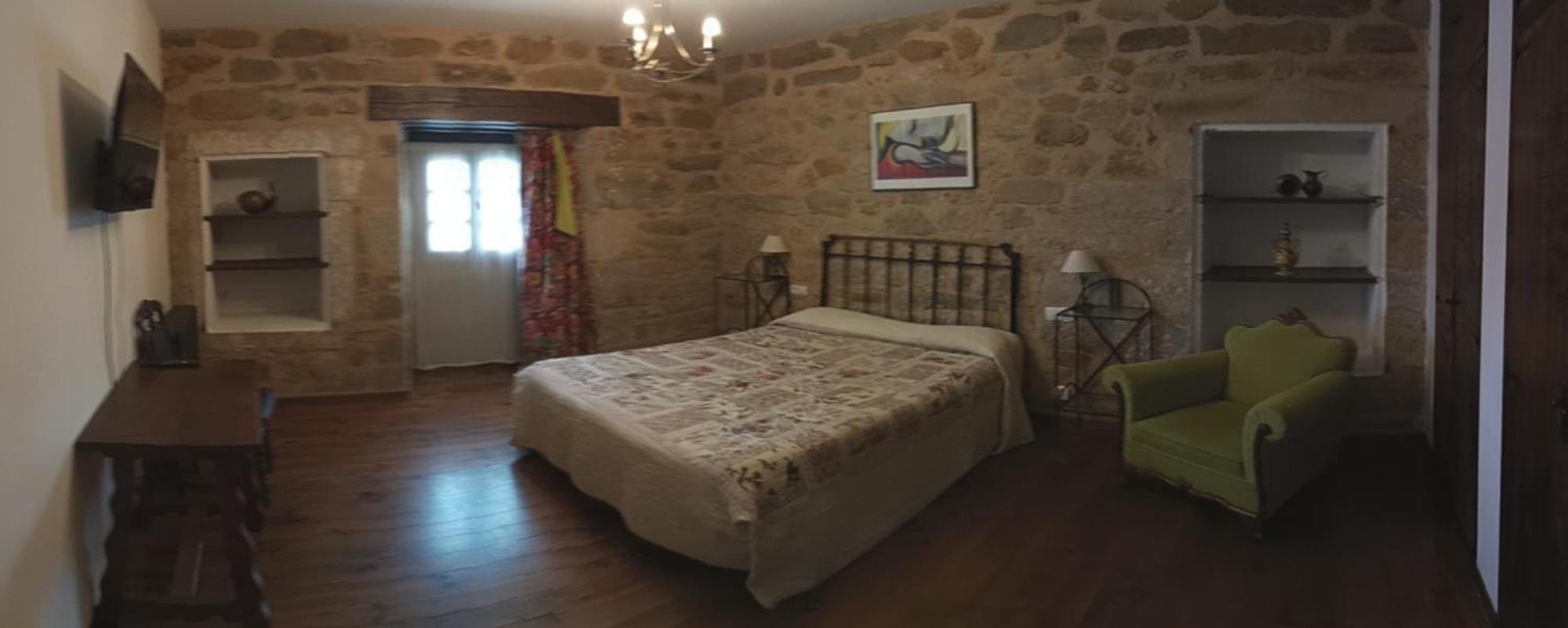 La Posada De Pedrazales Extérieur photo